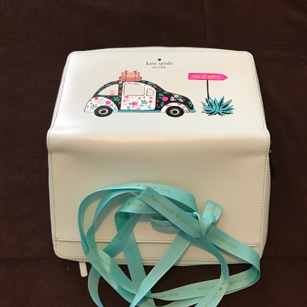 New* Kate spade wallet VW *limited edition*